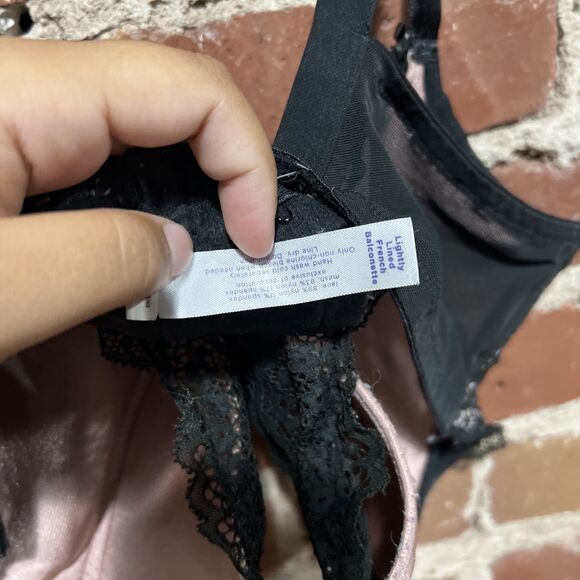 Cacique Bra Lightly Lined French Balconette 40DDD Black Lace Sexy Underwire - Picture 4 of 4